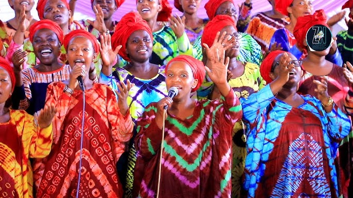 Korali Gahogo y’i Muhanga mu guhangana n’inyigisho z’ubuyobe igarukanye icyumweru cy’ivugabutumwa