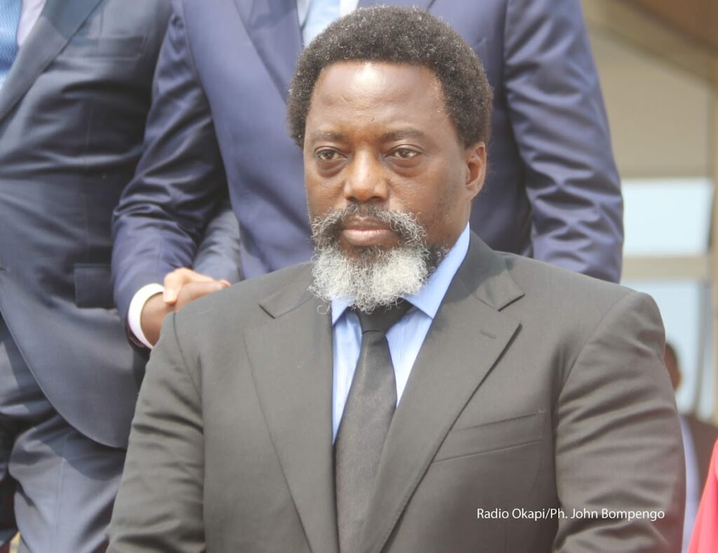 Abepisikopi ba Kiliziya Gatolika bamaganye umwanzuro wafashwe na Congo w’igihano cy’urupfu kuri Joseph Kabila Abepisikopi ba Kiliziya Gatolika bamaganye umwanzuro wafashwe na Congo w’igihano cy’urupfu kuri Joseph Kabila