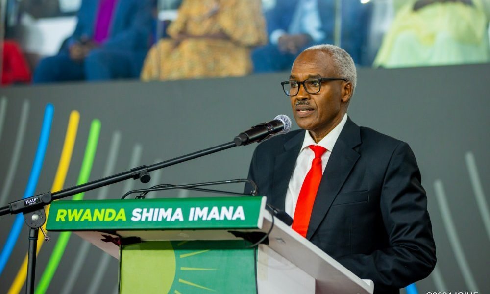 amb._dr__charles_murigande_yavuze_ko_uyu_mwaka_iki_giterane_bateganya_ko_cyabera_ahantu_hatandukanye_mu_gihugu-63692