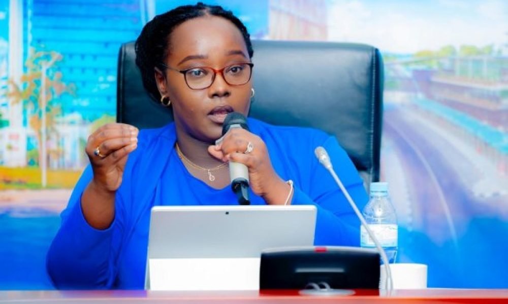 umuyobozi_mukuru_w_urwego_rw_imiyoborere_rgb_dr__doris_uwicyeza_picard_yavuze_ko_abafungiwe_insengero_bakimukira_kuri_internet_batangiye_gufatirwa_ingamba-b42d7